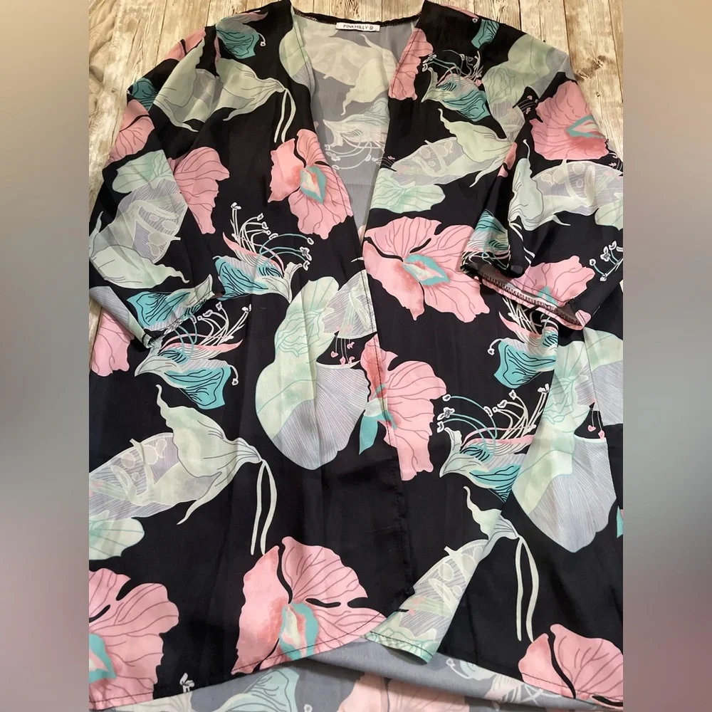 Women's 3/4 Sleeve Floral Kimono Cardigan Sheer Loose Fit Shawl Chiffon Cover-Up - Picture 6 of 12